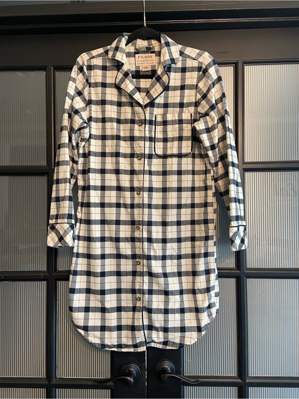 Filson Women's Pajama Shirt Dress
Cream/Black size small